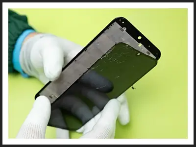 Wymiana wyświetlacza w telefonie